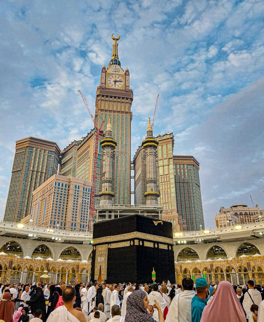 Pilgrims in the courtyard of the Grand Mosque in Makkah